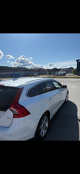 Volvo V60 15 of 17