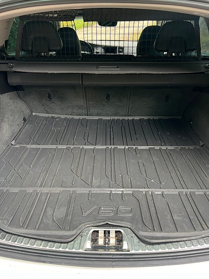 Volvo V60 11 of 17