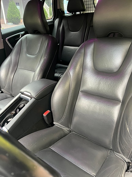 Volvo V60 3 of 17