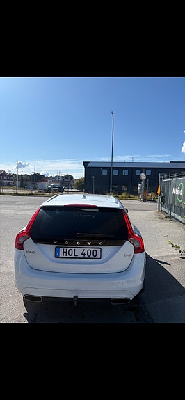 Volvo V60 16 of 17