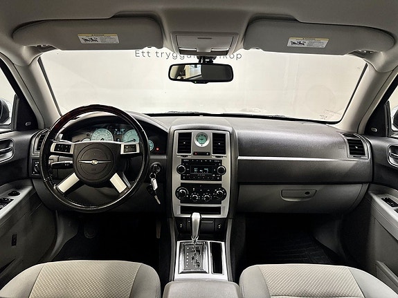 Chrysler 300C 18 of 20