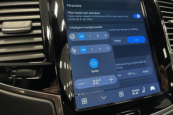 Volvo XC90 29 of 30