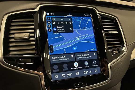Volvo XC90 24 of 30