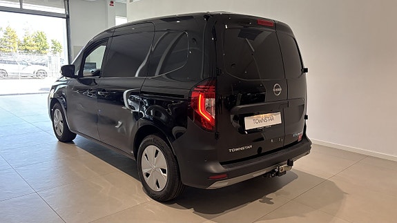 Nissan Townstar 8 of 17