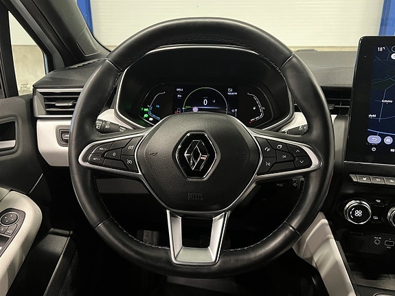 Renault Clio 9 of 25