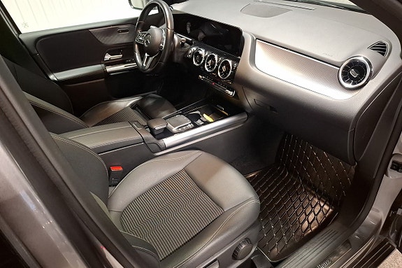 Mercedes-Benz B200 15 of 15