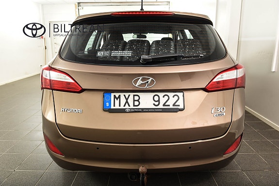 Hyundai i30 4 of 12