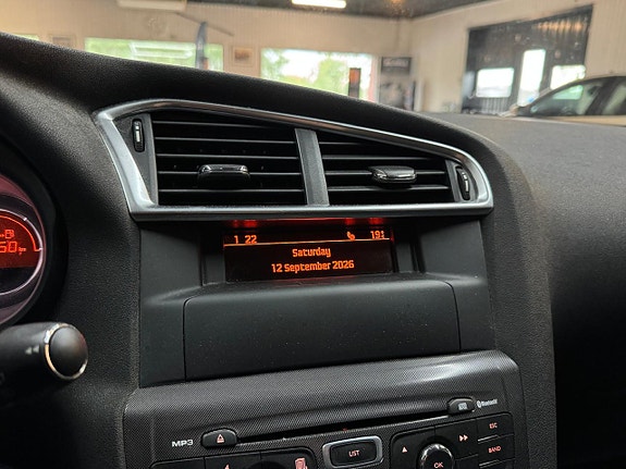 Citroen C4 11 of 15