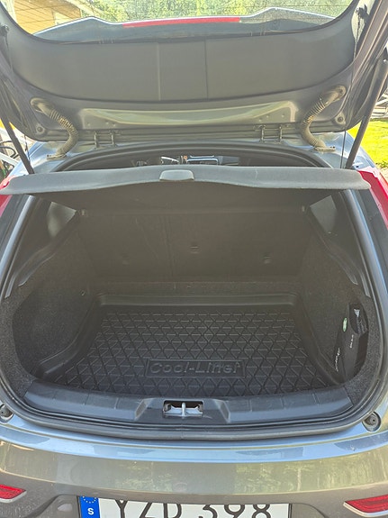 Volvo V40 10 of 10