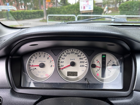 Mitsubishi Lancer 4 of 7