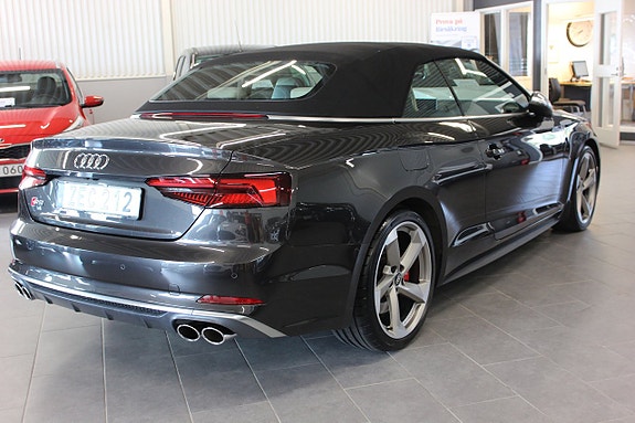 Audi S5 17 of 21