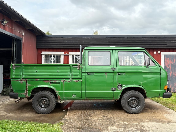 Volkswagen Transporter 2 of 8