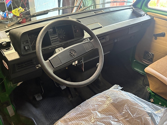 Volkswagen Transporter 6 of 8