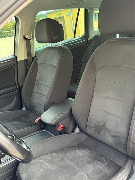 Volkswagen Tiguan 10 of 21