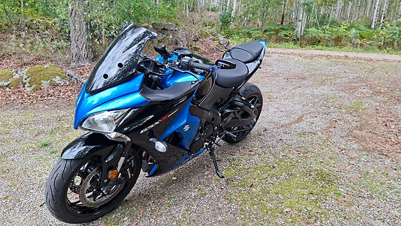 Suzuki GSX-S1000 4 of 7