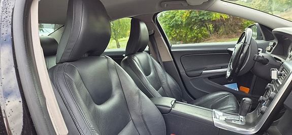 Volvo S60 6 of 7