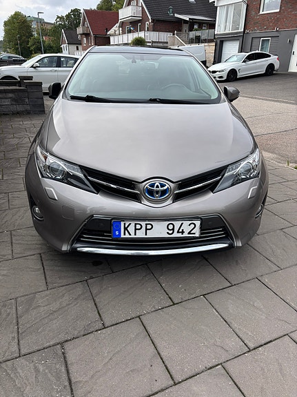 Toyota Auris 4 of 8