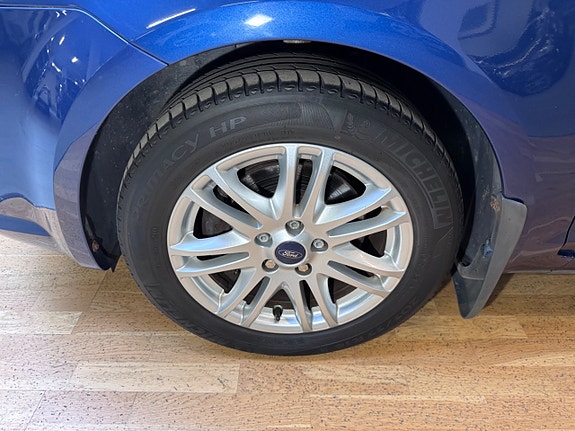 Ford C-Max 16 of 19