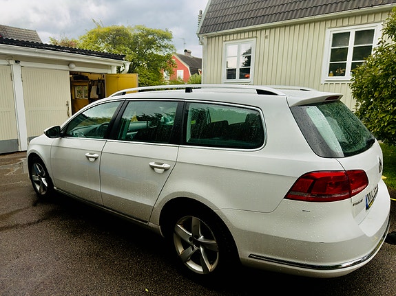 Volkswagen Passat 4 of 10