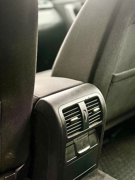 Volkswagen Passat 9 of 10