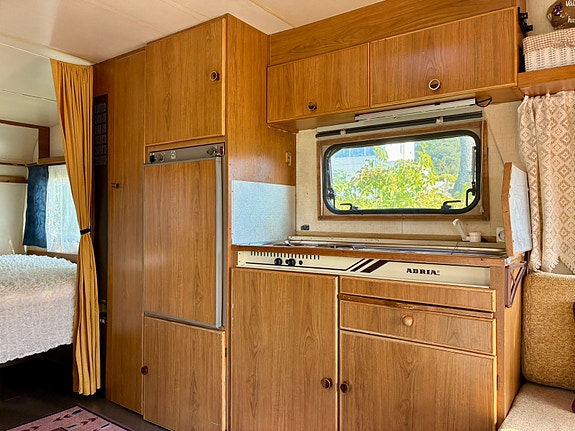 Adria 590 4 of 10