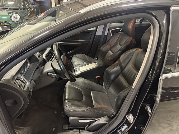 Volvo V60 6 of 13