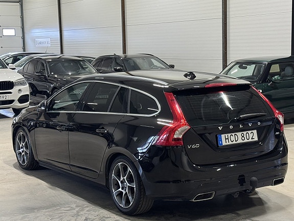 Volvo V60 4 of 13