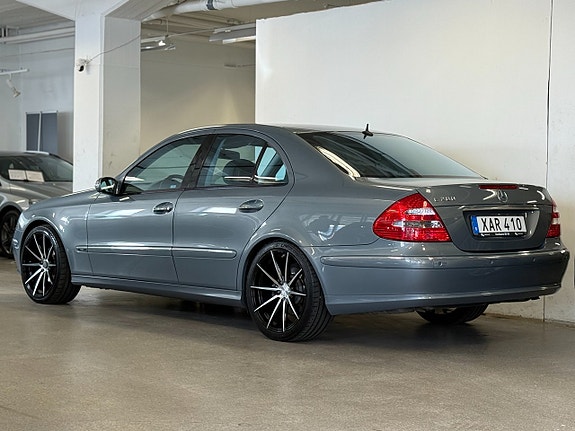Mercedes-Benz E280 7 of 15