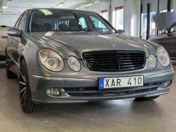 Mercedes-Benz E280 5 of 15