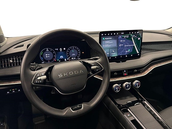 Skoda Superb 11 of 13
