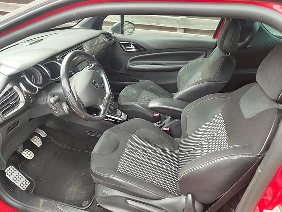 Citroen DS3 3 of 4