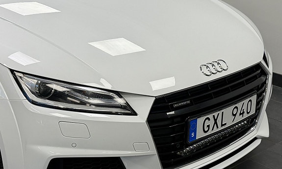 Audi TT 15 of 18