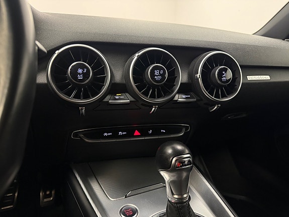 Audi TT 14 of 18