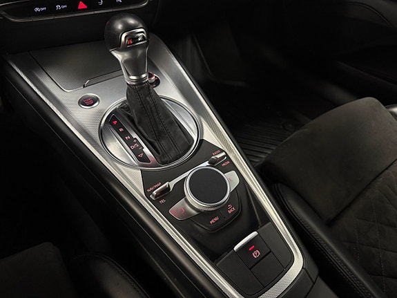 Audi TT 16 of 18