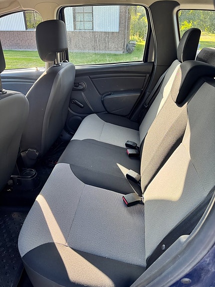 Dacia Duster 9 of 12