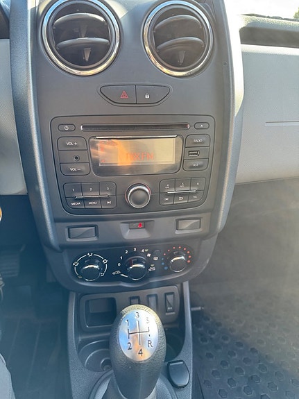 Dacia Duster 12 of 12