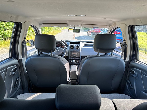 Dacia Duster 8 of 12