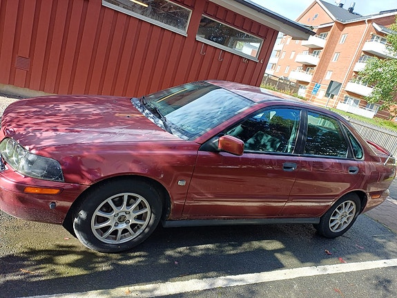 Volvo S40 3 of 6