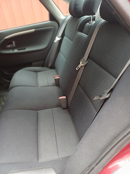 Volvo S40 5 of 6
