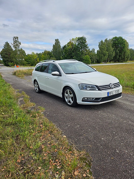 Volkswagen Passat 3 of 8