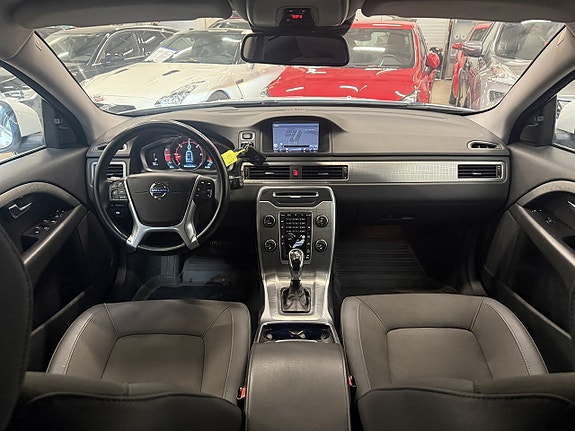 Volvo XC70 25 of 27