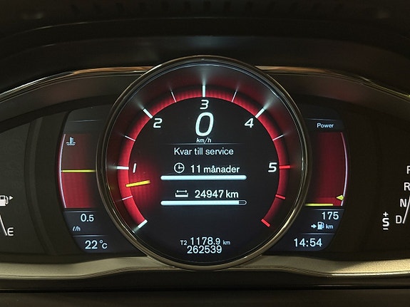 Volvo XC70 17 of 27