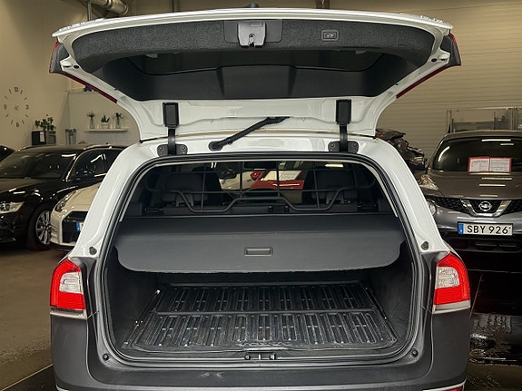 Volvo XC70 5 of 27