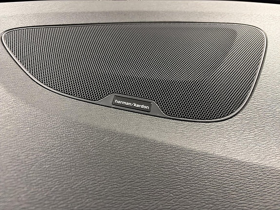 Volvo V60 16 of 20