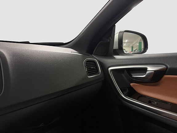 Volvo V60 19 of 20