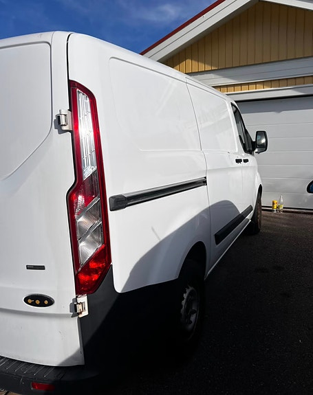 Ford Transit Custom 7 of 8