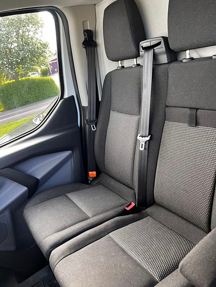Ford Transit Custom 4 of 8