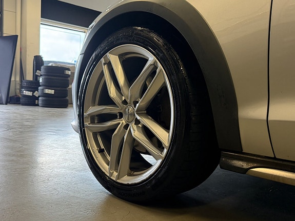 Audi A6 allroad 11 of 23