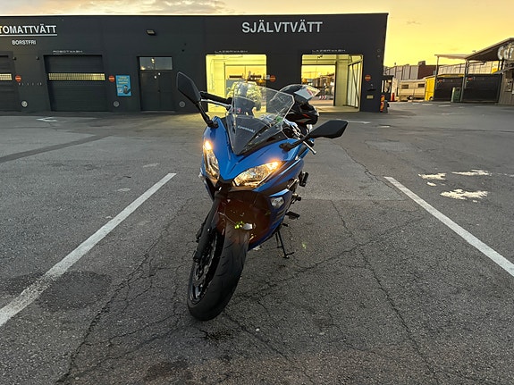 Kawasaki Ninja 650 3 of 4