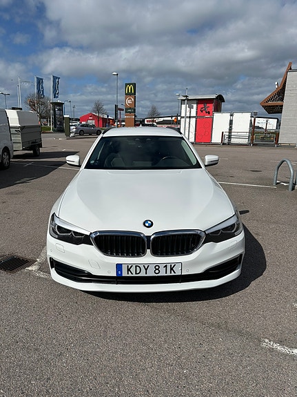 BMW 520d 3 of 10